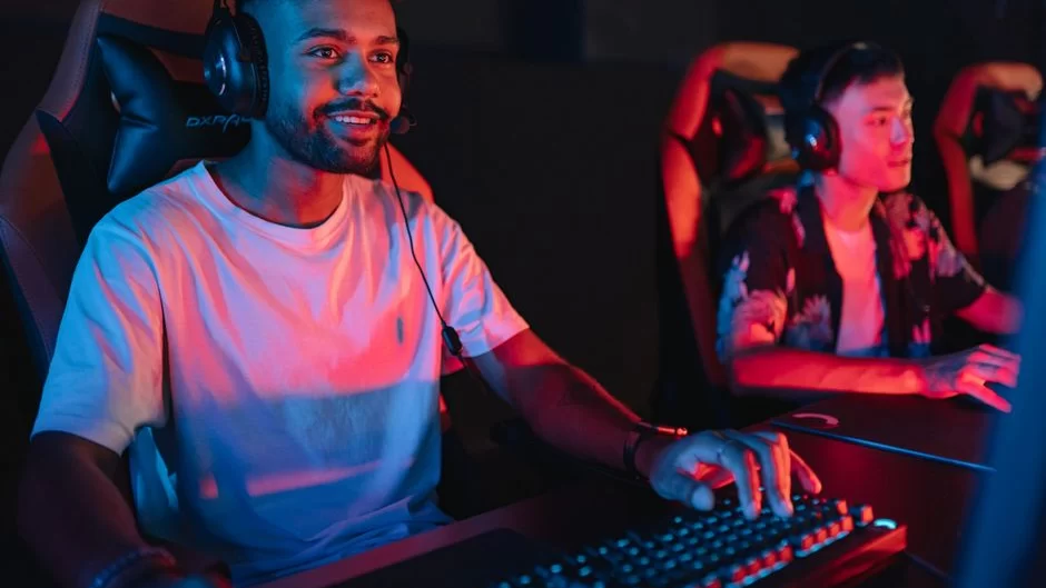 GTPlayer gaming chair at a modern desk